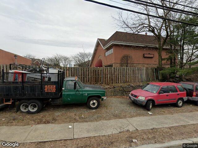 1478 westgate dr, fort lee,  NJ 07024