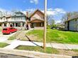 3419 college ave, kansas city,  MO 64128