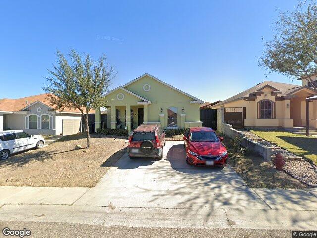 837 george read dr, laredo,  TX 78046