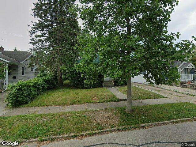 510 lyon st, south haven,  MI 49090