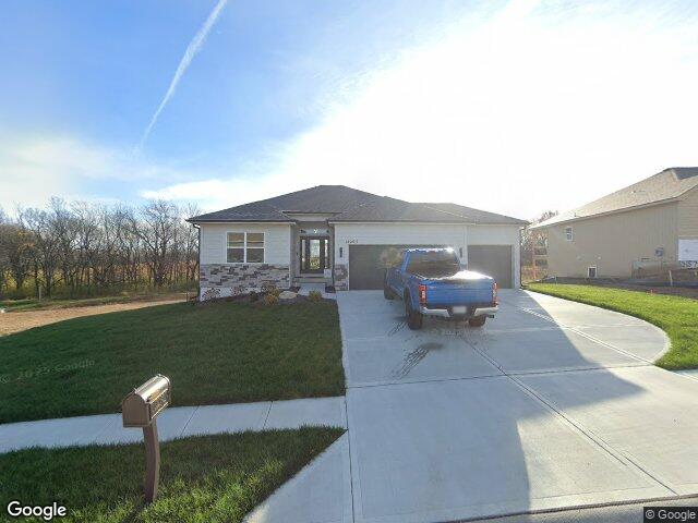 12203 n virginia avenue, kansas city,  MO 64165