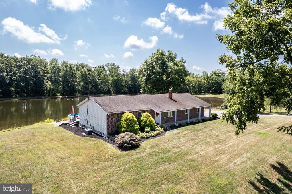 4184 hanover rd, hanover,  PA 17331