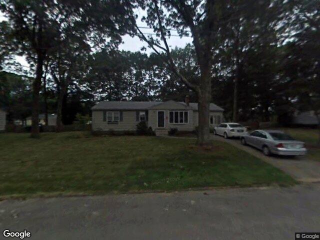 36 hilton rd, warwick,  RI 02889