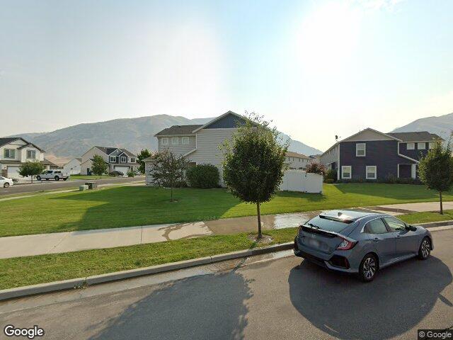 1374 e 340 s, hyrum,  UT 84319