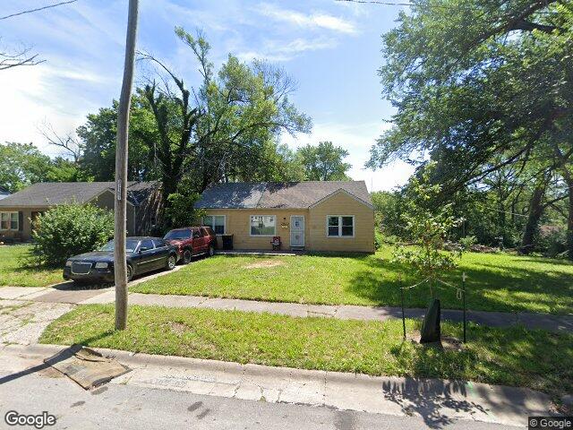 7933 brooklyn ave, kansas city,  MO 64132