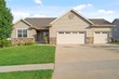 812 bowhunter dr, marion,  IA 52302