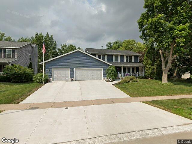364 willshire ct ne, cedar rapids,  IA 52402