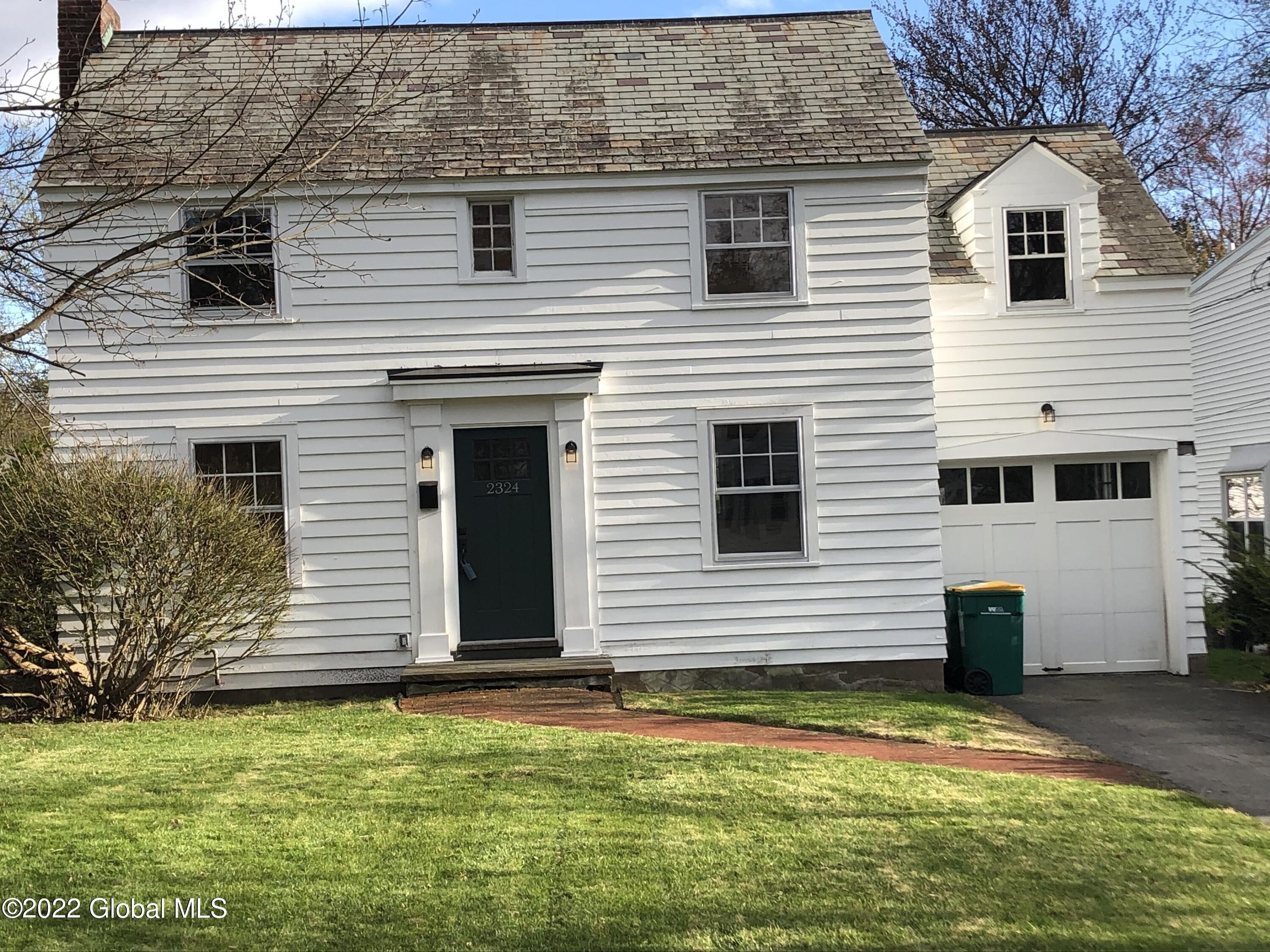 2324 barcelona rd, schenectady,  NY 12309