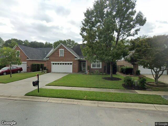 600 park place dr, elgin,  SC 29045