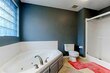 1704 ne stonewood dr, lees summit,  MO 64086