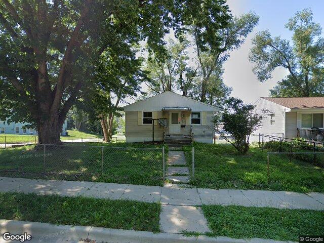 1737 14th ave se, cedar rapids,  IA 52403