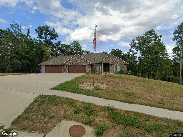 5220 burr oak ct sw, cedar rapids,  IA 52404