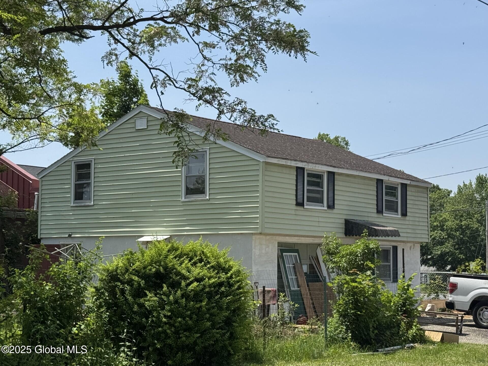 1001 3rd st, schenectady,  NY 12303