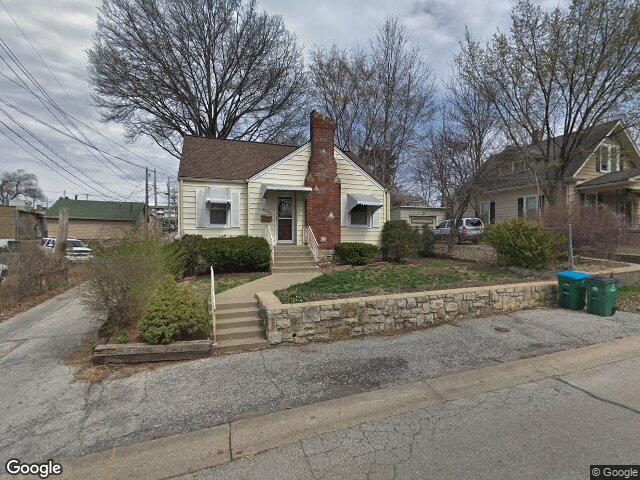 2208 w 48th st, westwood,  KS 66205