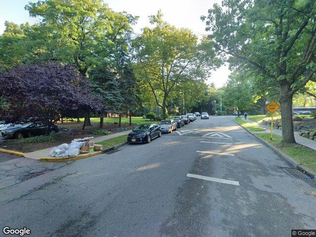 3041 edwin 2c, fort lee,  NJ 07024