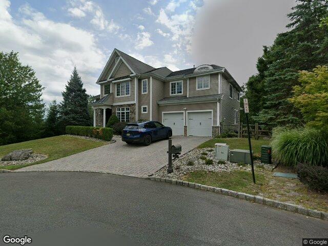 65 overlook ridge, oakland,  NJ 07436