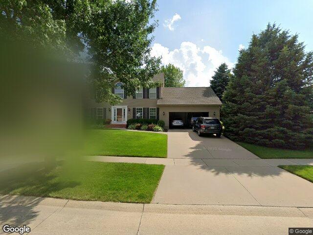 7623 berkshire dr ne, cedar rapids,  IA 52302