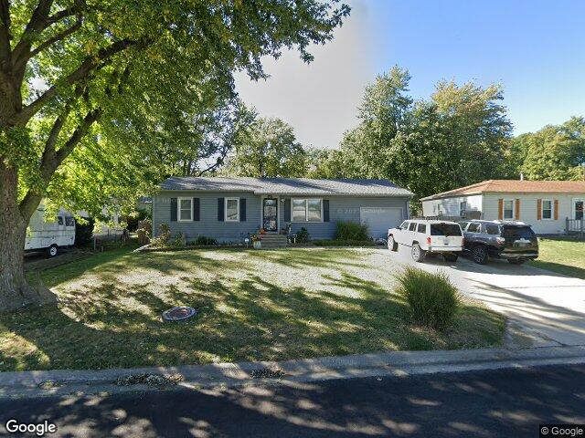 1206 n viking dr, independence,  MO 64056