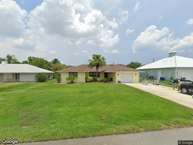 4665 se manatee ter, stuart,  FL 34997