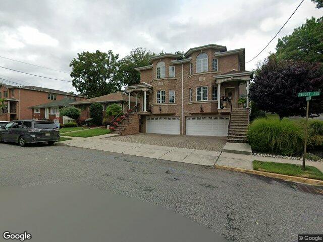 135 abbott ave # 2
                                ,Unit # 2, palisades park,  NJ 07650