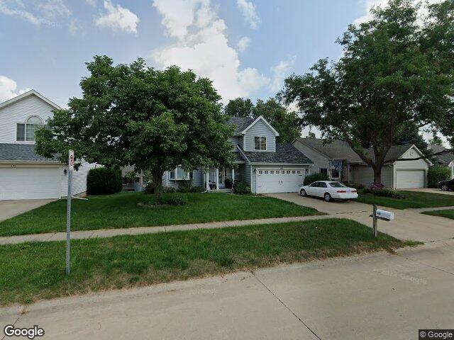 490 33rd ave, marion,  IA 52302