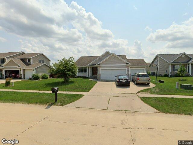 5100 windy meadow cir ne, cedar rapids,  IA 52411
