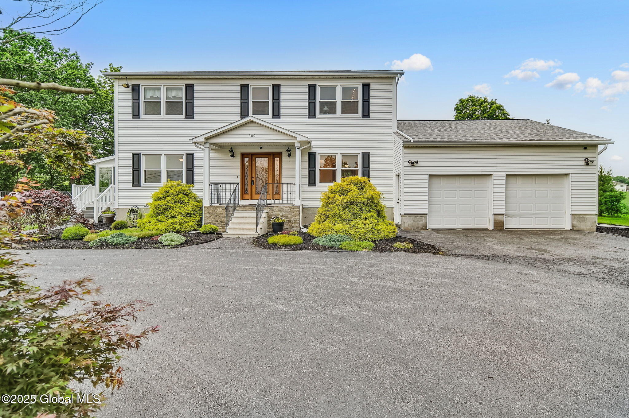 300 scotch ridge rd, schenectady,  NY 12306