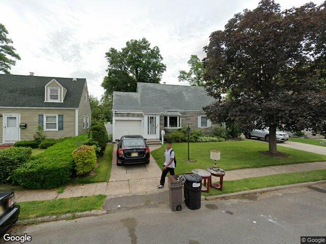 121 lincoln ave, elmwood park,  NJ 07407