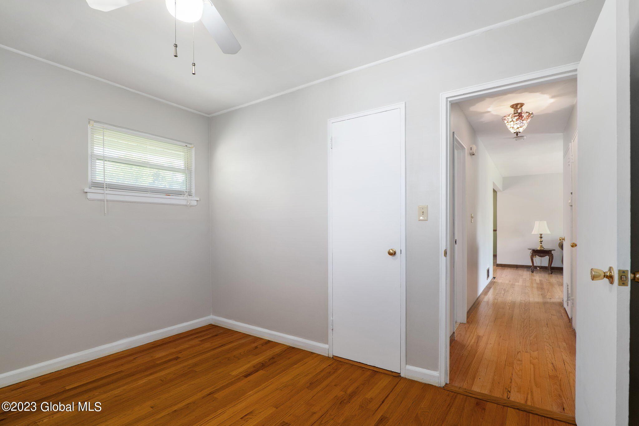 2240 webster dr, schenectady,  NY 12309