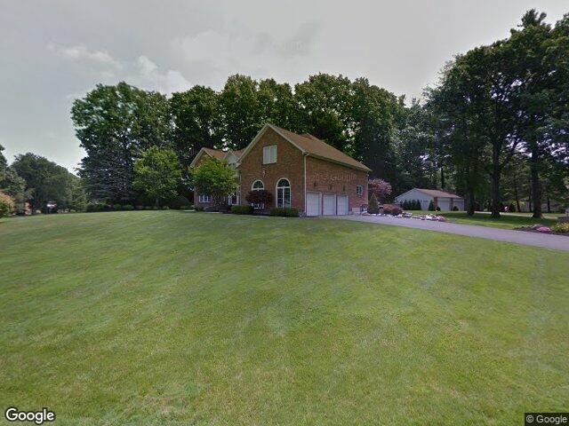 17 brendan ln, schenectady,  NY 12309