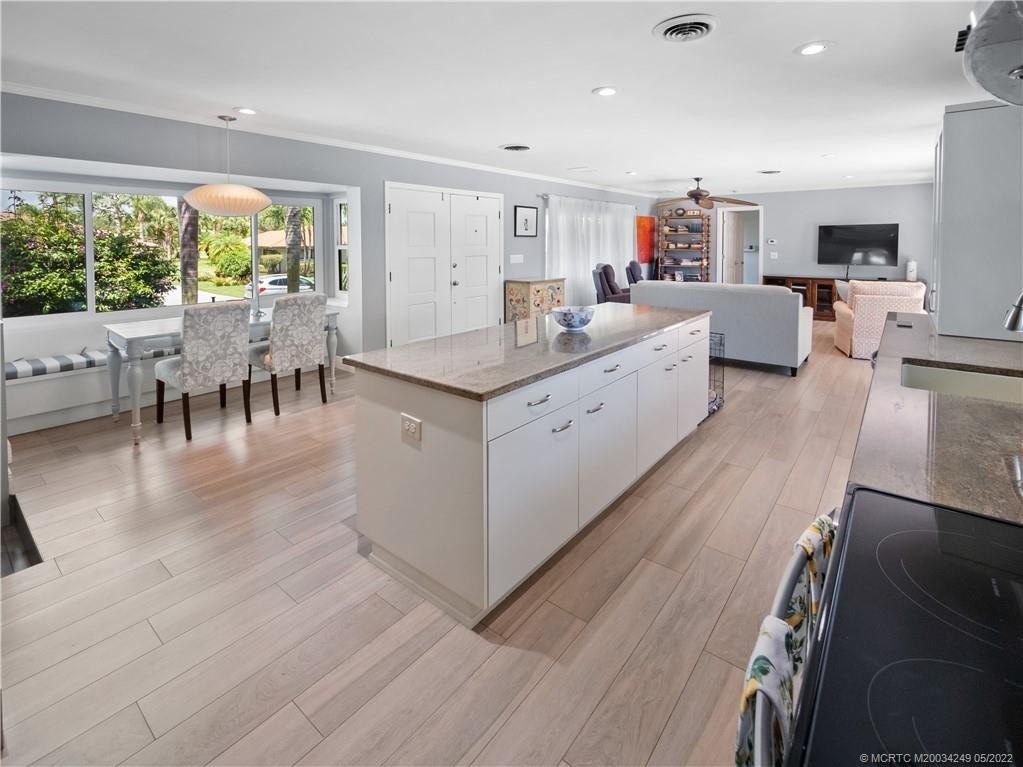 3342 se court dr, stuart,  FL 34997