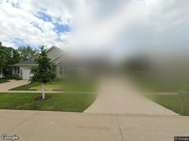 4105 n willowbend rd ne, cedar rapids,  IA 52411