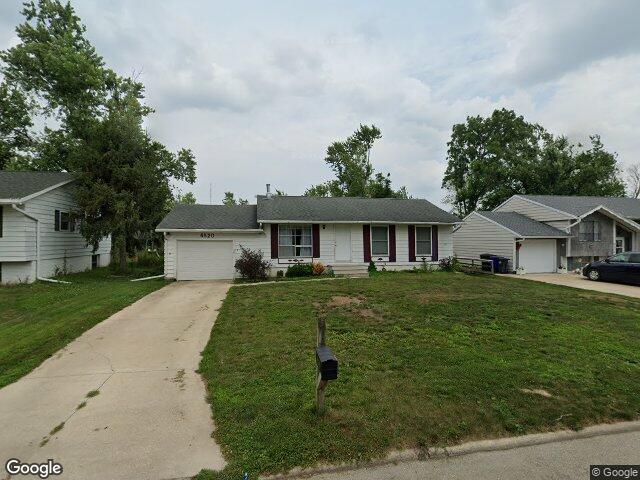 6520 medford ln ne, cedar rapids,  IA 52402