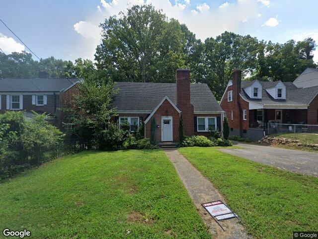712 circle ct, martinsville,  VA 24112