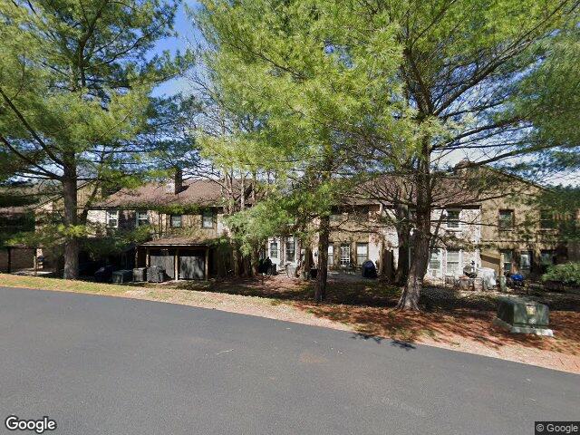 11a fairway road unit 11a
                                ,Unit Unit 11A, reading,  PA 19607