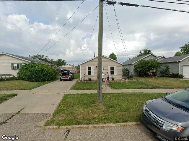 960 center st, south haven,  MI 49090