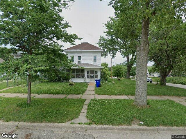 802 18th ave sw, cedar rapids,  IA 52404