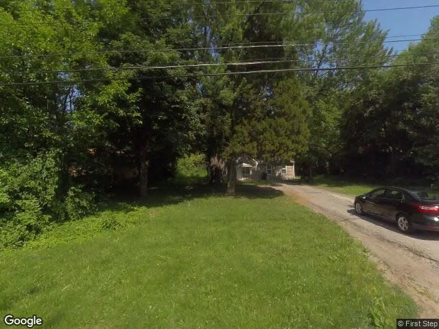 7923 harris ave, raytown,  MO 64138