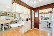 4024 surrey ln, independence,  MO 64055