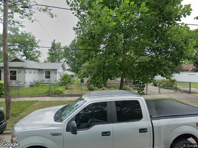 317 lyon st, south haven,  MI 49090
