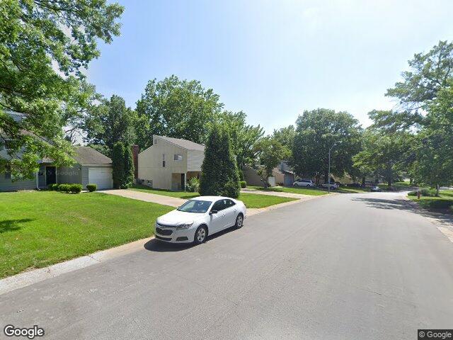 1507 e 97th st, kansas city,  MO 64131