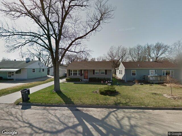 3724 f ave ne, cedar rapids,  IA 52402