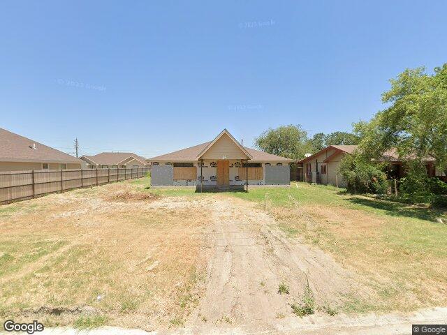 430 chuck wagon rd, eagle pass,  TX 78852
