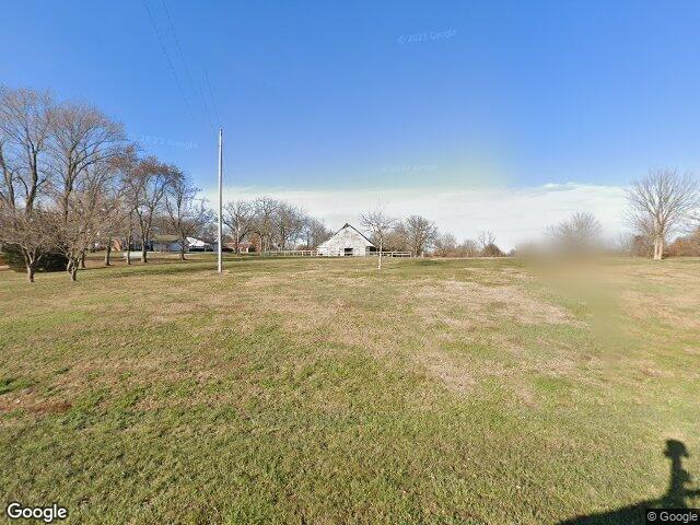 6606 w highway, smithville,  MO 64089