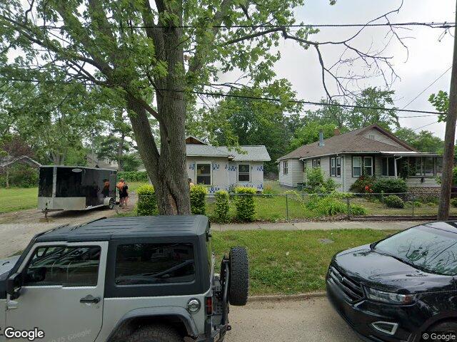 313 lyon st, south haven,  MI 49090