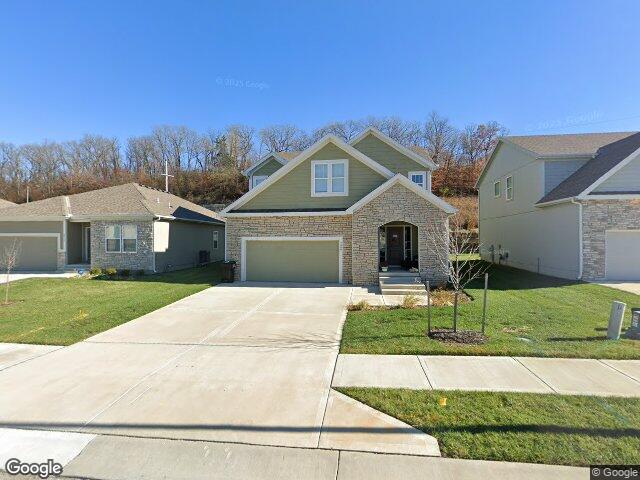 6809 praire ln, kansas city,  MO 64152