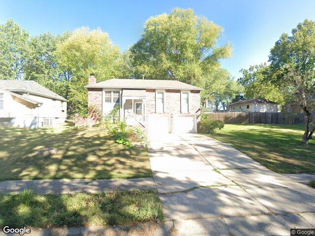 2409 nw salem ct, blue springs,  MO 64015
