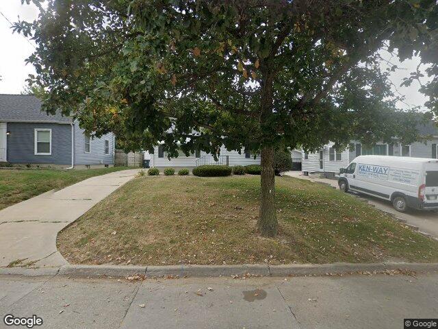 1025 33rd st se, cedar rapids,  IA 52403