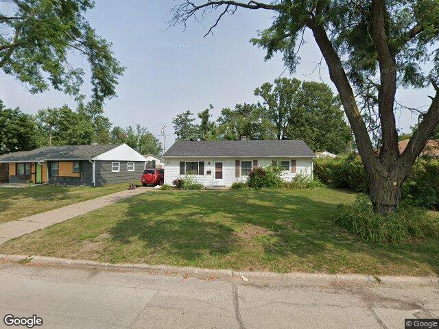 1438 richmond rd ne, cedar rapids,  IA 52402