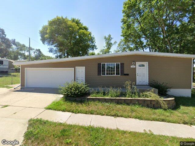 2270 26th st, marion,  IA 52302